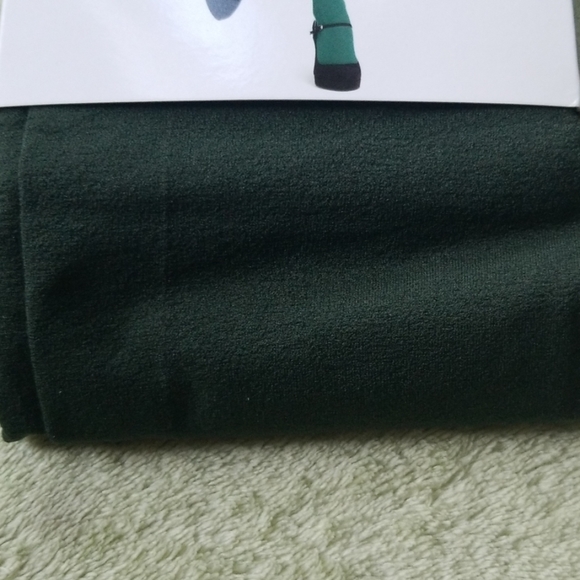 HUE TIGHTS - Picture 5 of 8